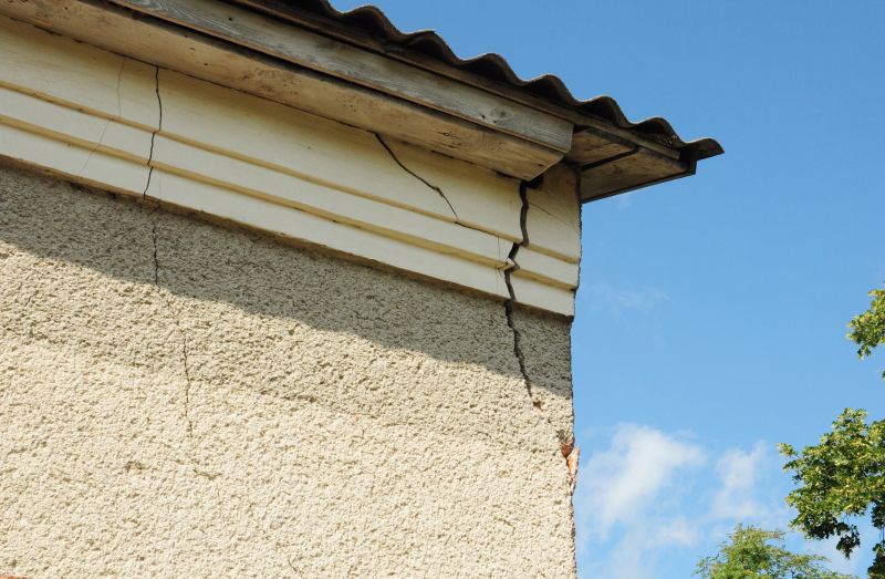 Signs You Need Stucco Repairs